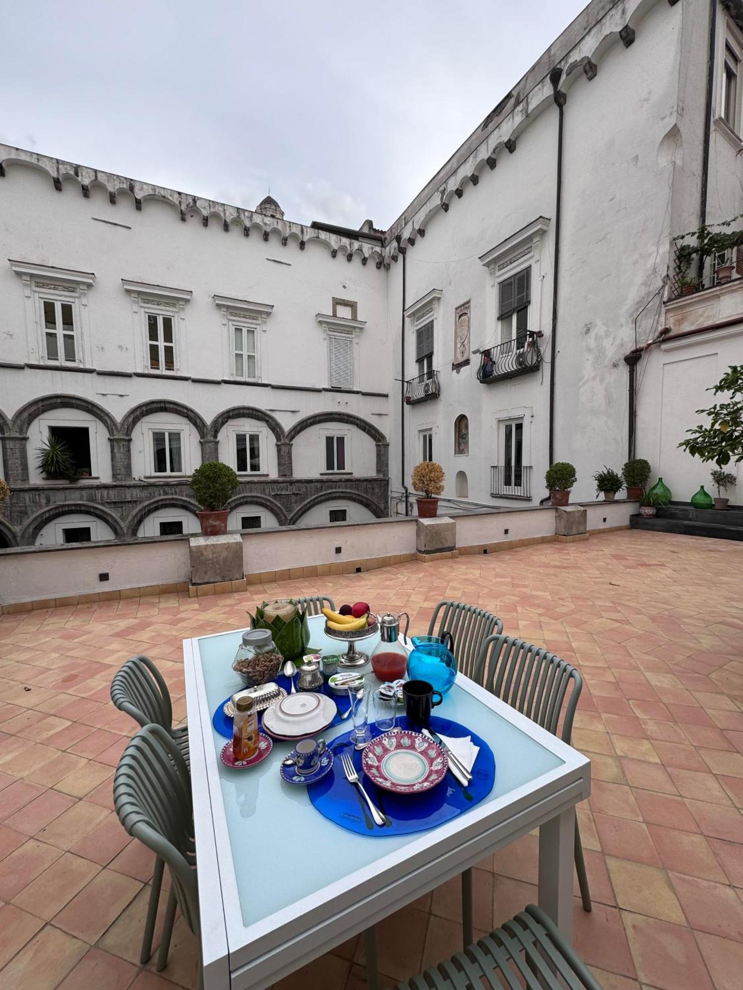 Palazzo Carafa Santangelo Nápoles Exterior foto